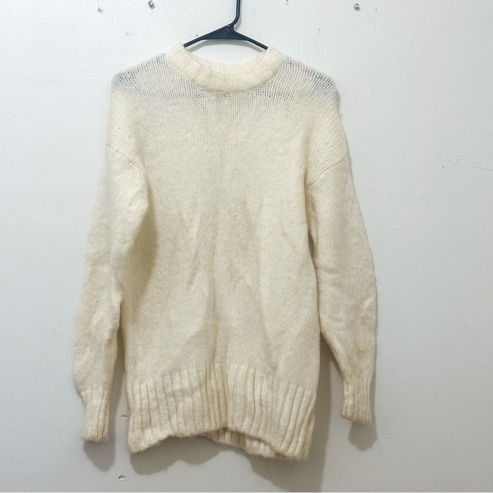 FUZZY CREAM SWEATER DRESS